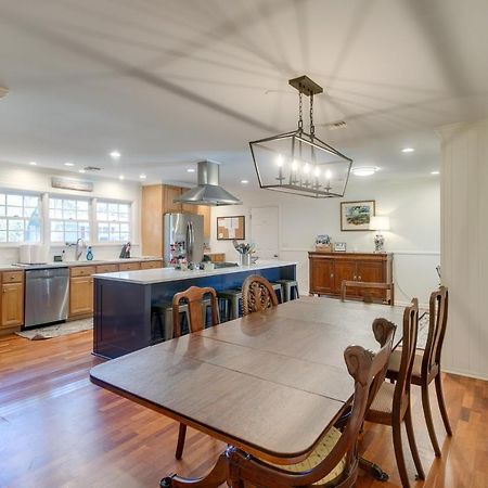 Spacious St Simons Island Vacation Rental With Pool! St. Simons Island 外观 照片